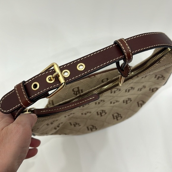 Dooney & Bourke maxi quilt bucket tote Brown - Picture 7 of 16